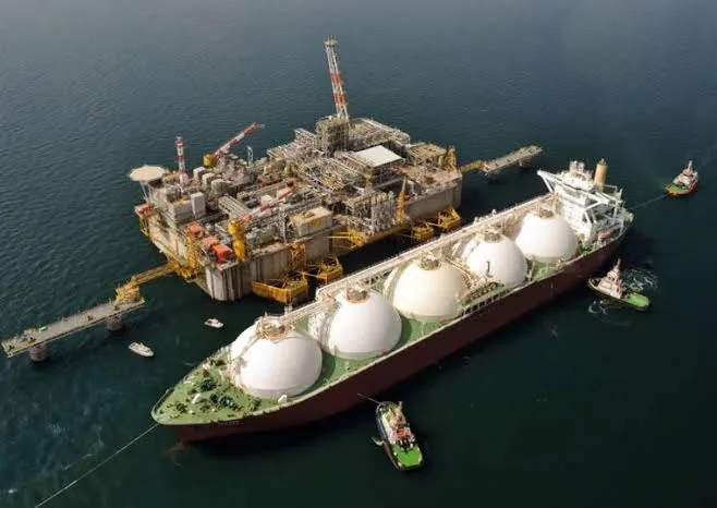 بحران گاز جهان طولانیتر شد؛ قطر صادرات LNG به اروپا و آسیا را تا پایان سال متوقف نگه میدارد